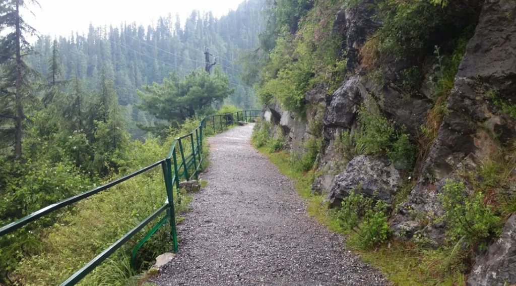 Pipeline track Dunga Gali